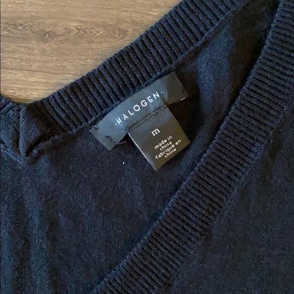 Halogen V-Neck T-Shirt - Picture 4 of 11